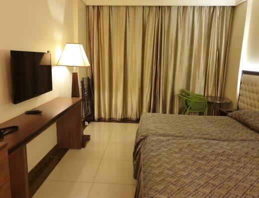 Golden Beach Hotel