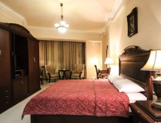 Izes hotel