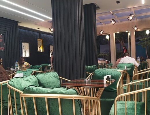Karaz Cafe – كافيه كرز