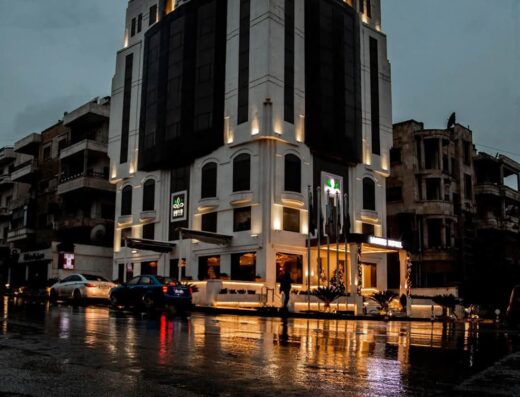 Laurus Hotel