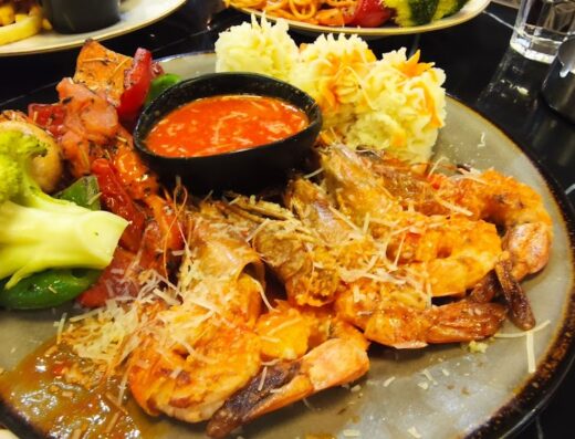 Pascucci Lounge & Restaurant