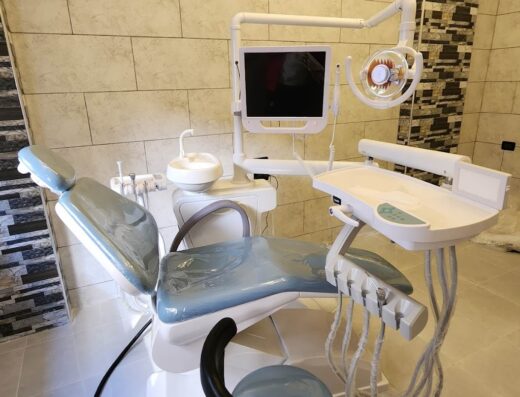 العيادة التخصصية لطب الأسنان