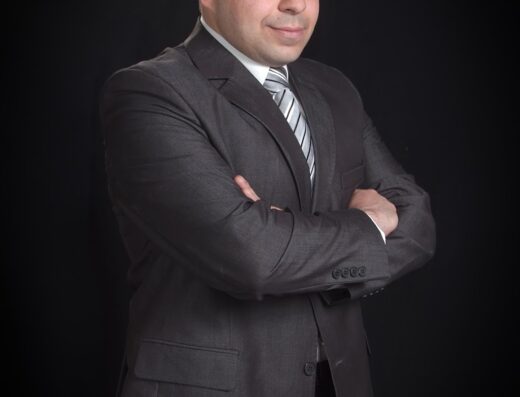المحامي معتصم شرتوح