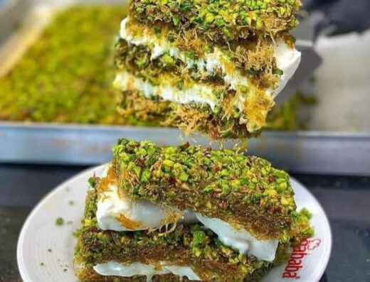 حلويات لطش