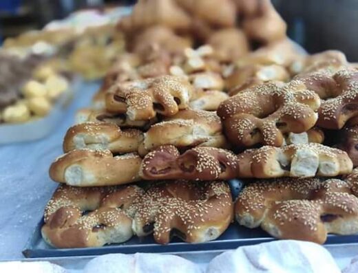حلويات ومعجنات شامية