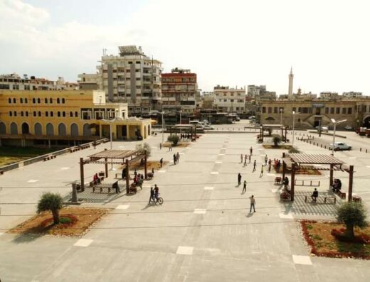 ساحة المول التجاري