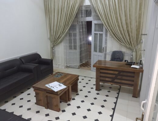 عيادة الحكمة لطب الأسنان . د . قتيبة الزير