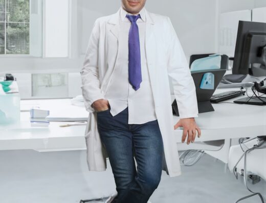 عياده الدكتور بشار محمود تجميل