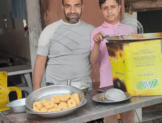 مطعم باب الحارة