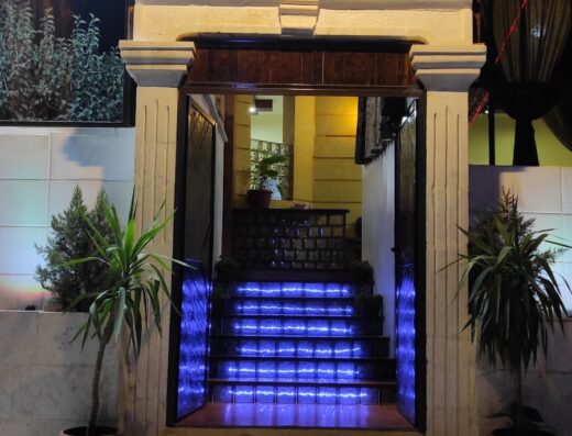 مطعم وكافتريا رواء