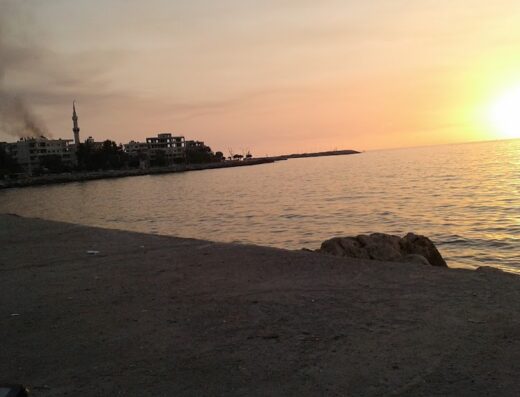 مقهى البحر
