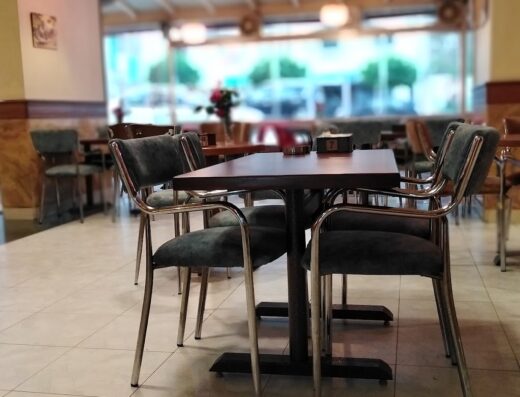 Dolcevita cafe مقهى دولشي فيتا