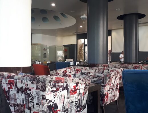 اسكواريز دامسكينو مول